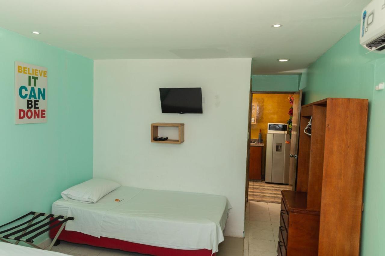 "Low Cost" Conquistador-Laguito Cartagena Exterior photo